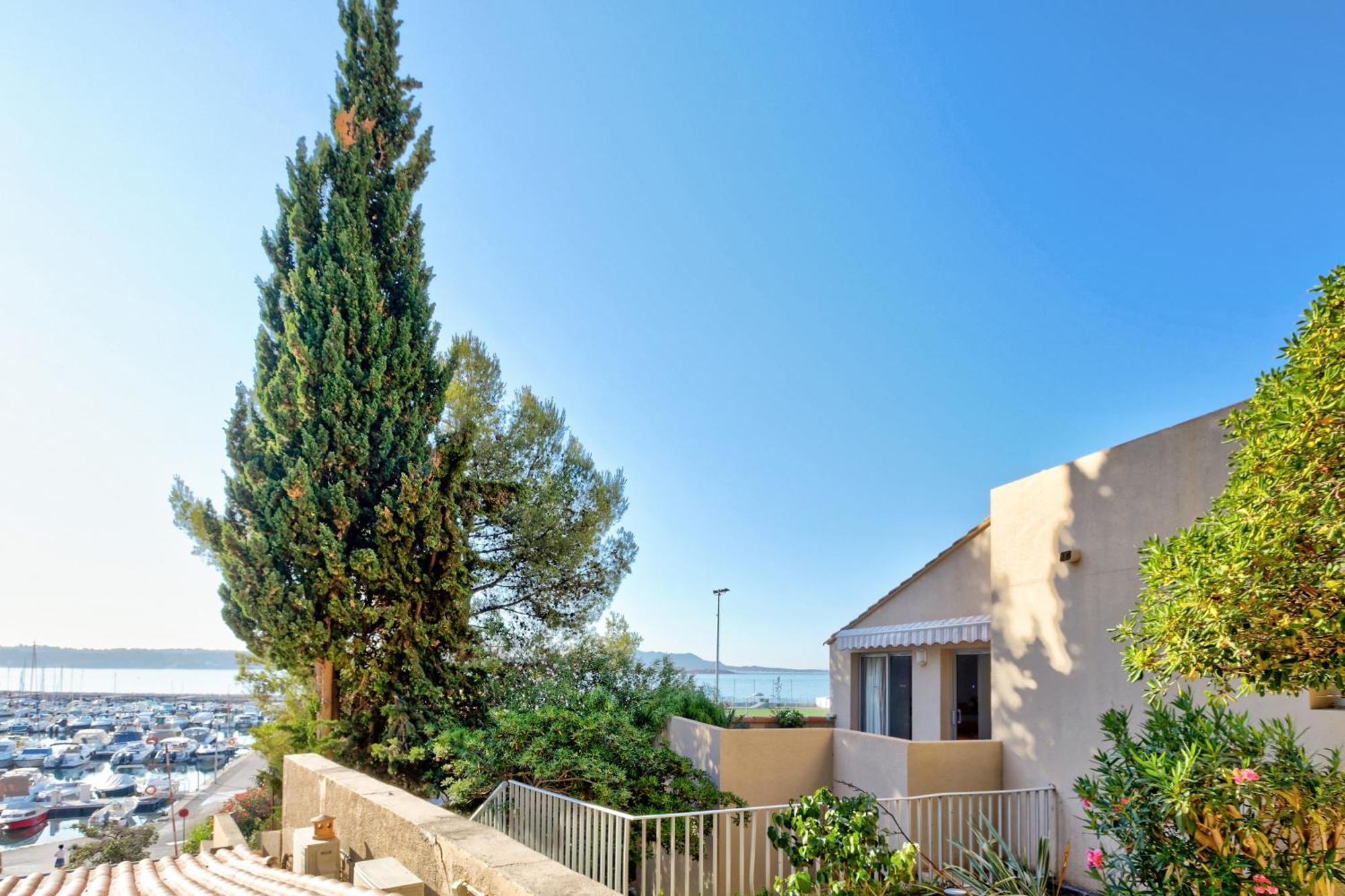 Residence Pierre & Vacances Bandol Port Extérieur photo